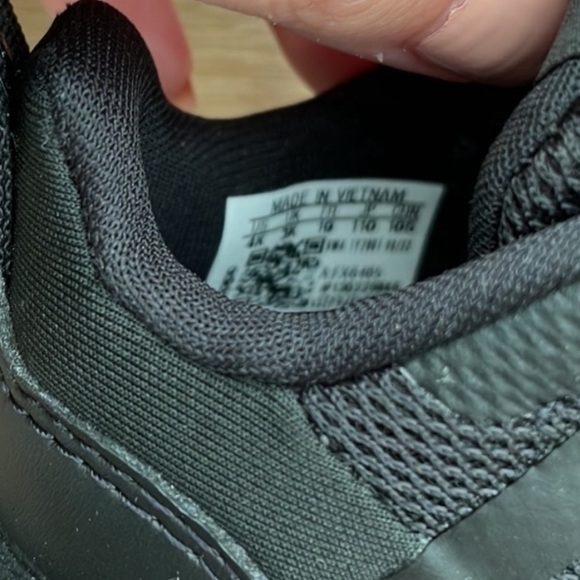 Adidas Shoes - Picture 5 of 5